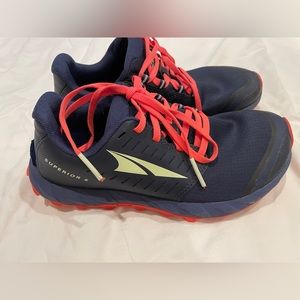 Altra Superior trail runners women’s 5.5